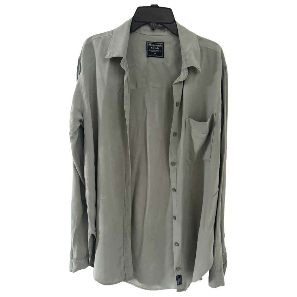 Abercrombie & Fitch Women's‎ long-sleeve button-up shirt